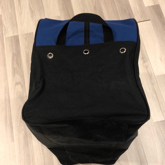 Y2K Hockey Blue Toiletry Bag black Handles Travel - Picture 2 of 5